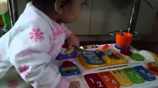 Vtech 2 in 1 discovery table