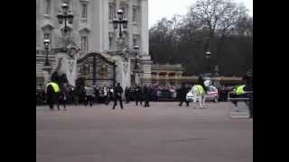 Knife Bloke @ Buckingham Palace.m4V