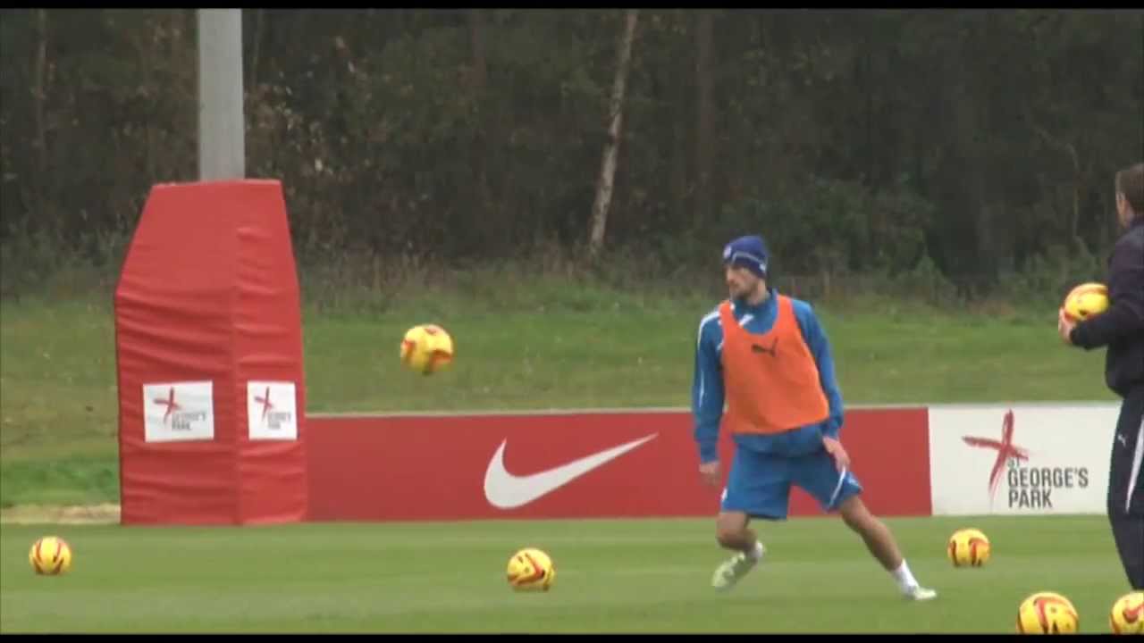 Striker or central defender!? | Roger Johnson's stunning strike! football score