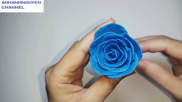 Hướng dẫn bé làm hoa hồng xanh bằng đất nặn.