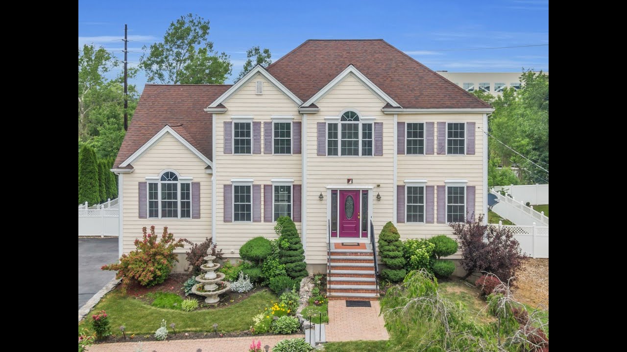 7 Pine Street Peabody, MA | ColdwellBankerHomes.com