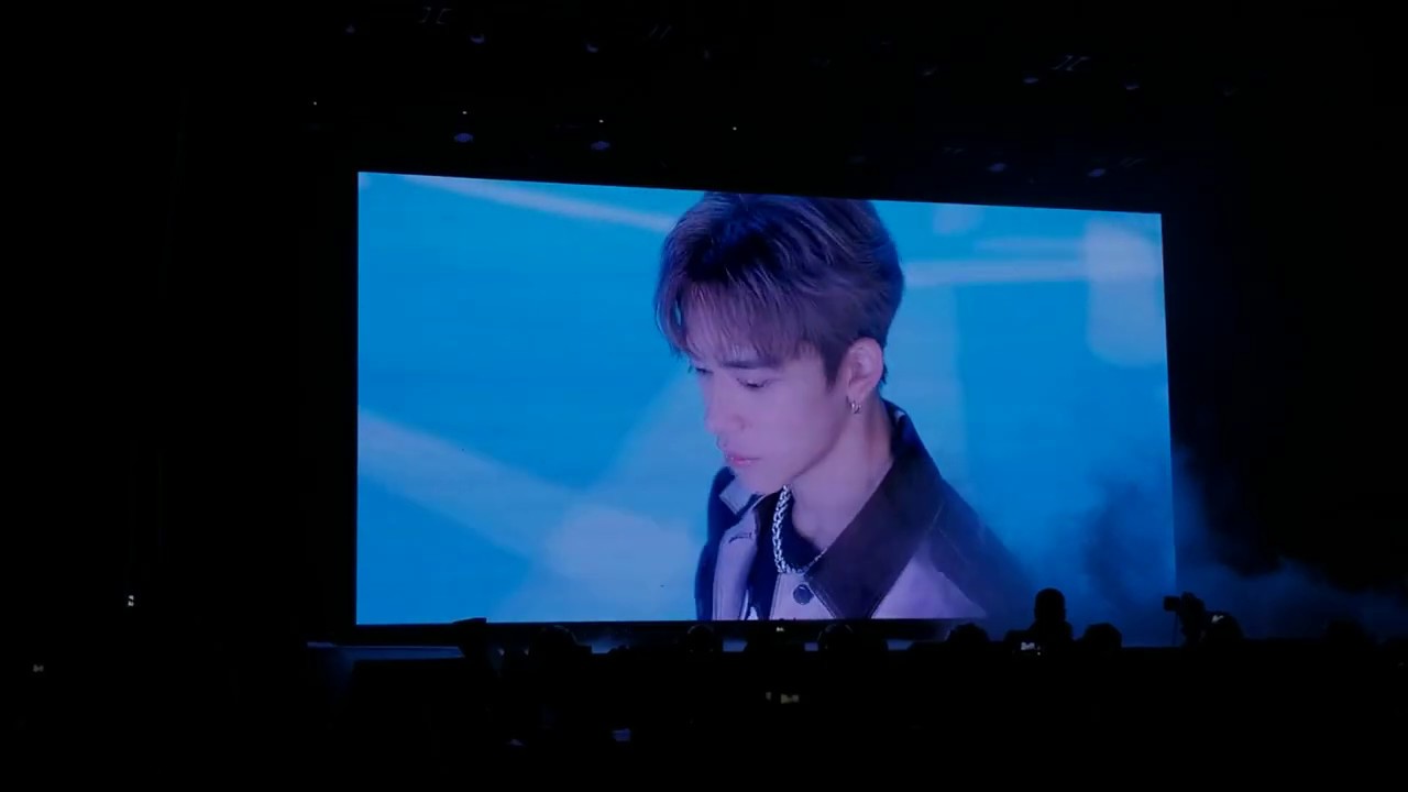 SuperM - INTRO + I Can't Stand The Rain (We Are The Future Tour) @ Los Angeles 2020.02.01