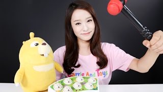 캐리와 두다의 두더지 잡기 게임 장난감 놀이 | CarrieAndToys screenshot 4