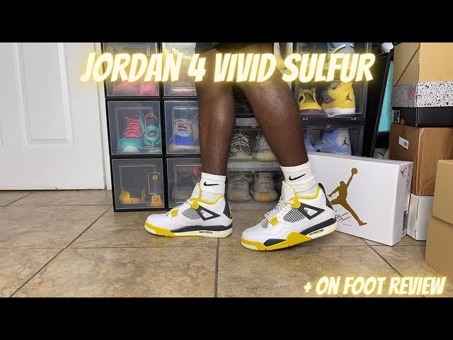 Air Jordan 4 ViViD SALFUR 28㎝ First Look at the Air Jordan 4 