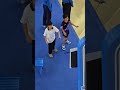 แลดูมีความสุขจัง ลูกชาย