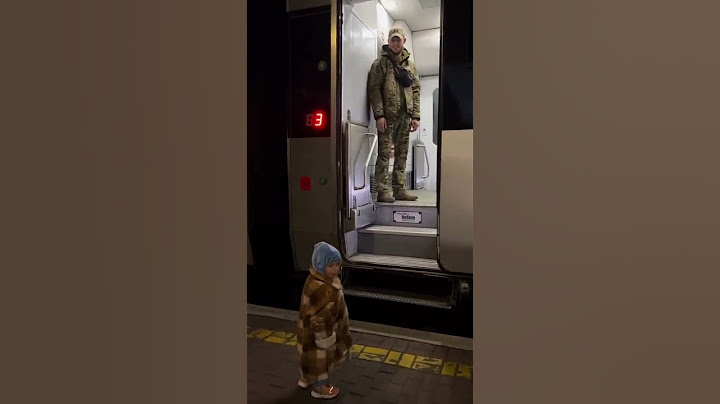 Маленька донечка проводжає тата на війну 💔