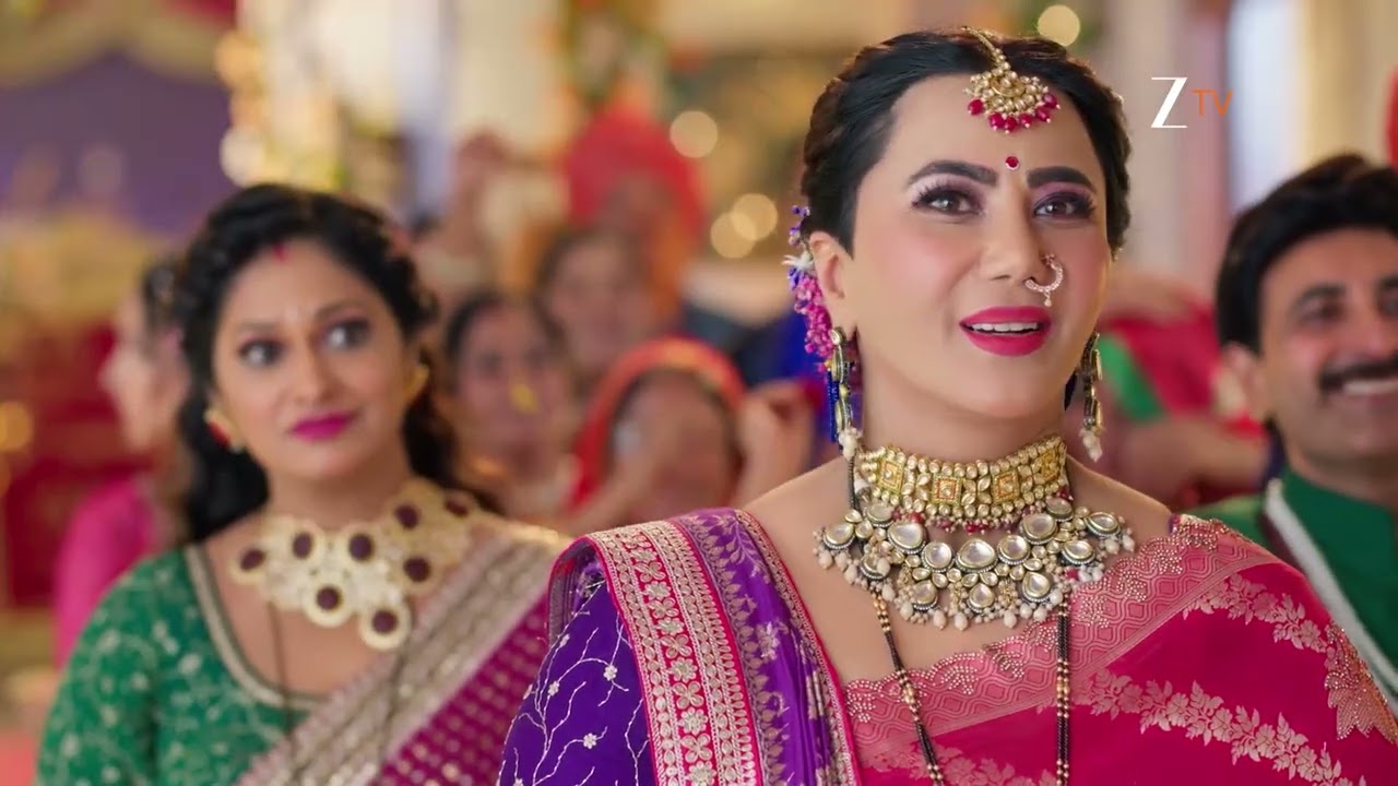 Vasudha | Will Megha reveal Vasu's secret to all?