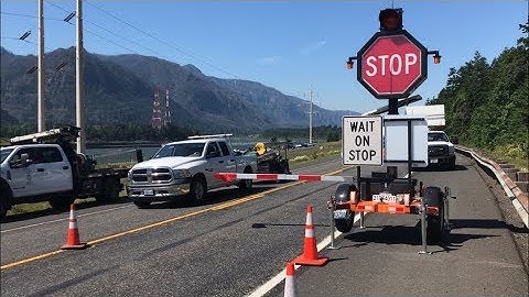 Robo flagger rules of the road