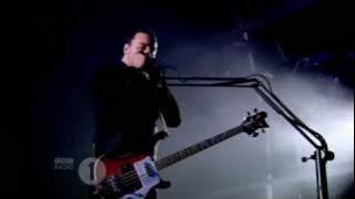 Muse: Man with the Harmonica & Knights of Cydonia Teignmouth 2009