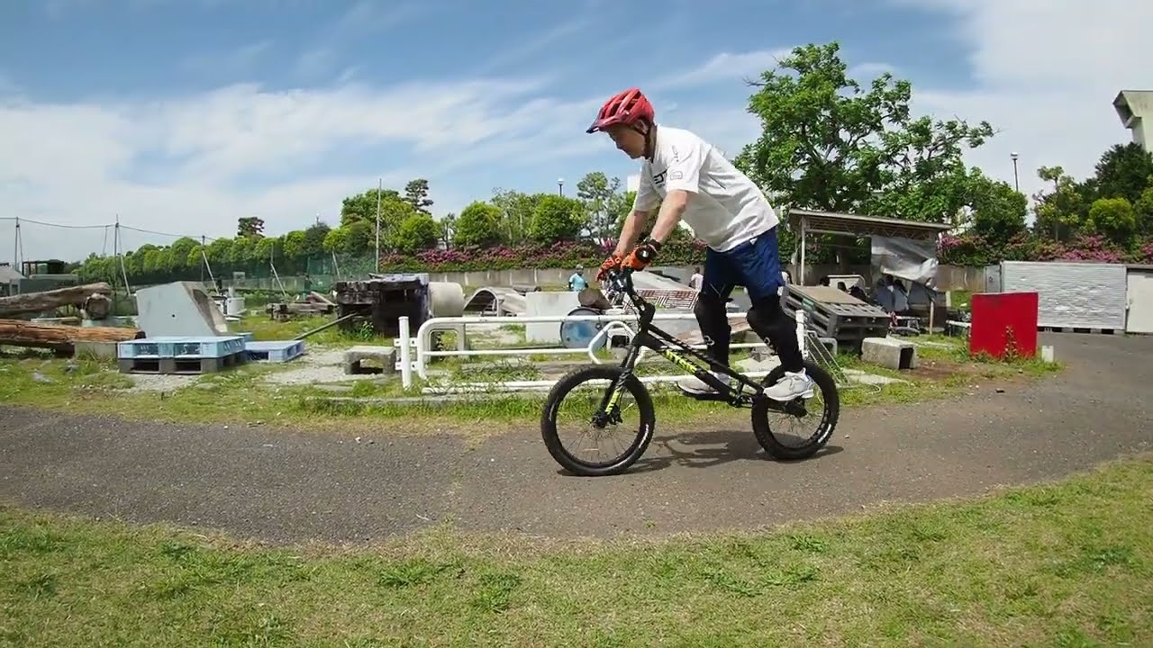 トライアル自転車美品 Amazon.co.jp: ZCBYBT 24インチBMX 大人用ストリートトライアル