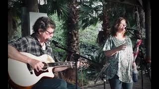 Born In A Dream Blinks Live Performance By Rhonda Huete And Scotty Wig
