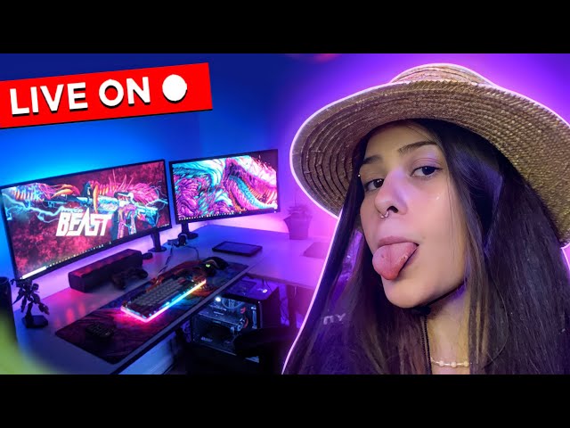 Garena Free Fire - ﻿Esse é pra ser o brabo da partida viu? 💀 ﻿Conjunto  Micli te espera no Códigos Quentes! 🔥