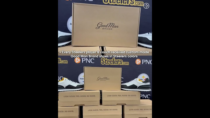🎁 From: Russell Wilson To: The offensive line #steelers #nfl #shorts  #christmas