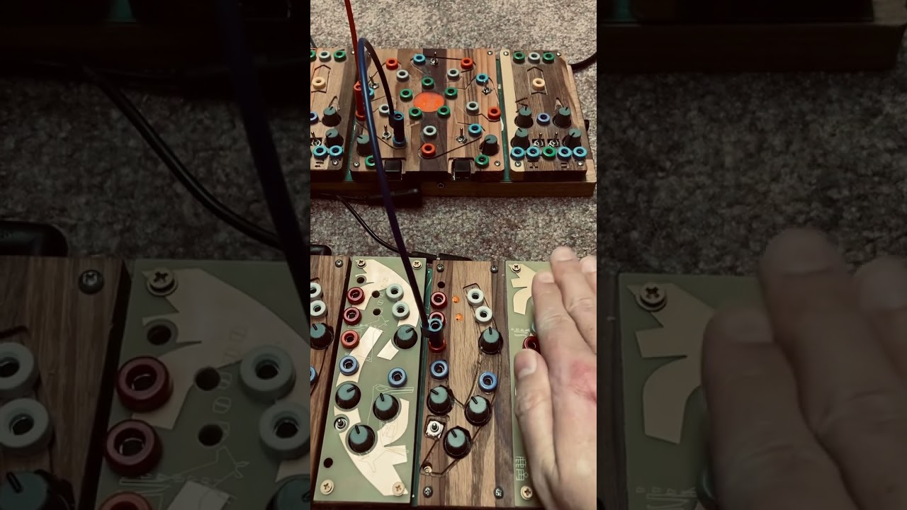 Deerhorn gesture cv out, full range with both antenna, tuning