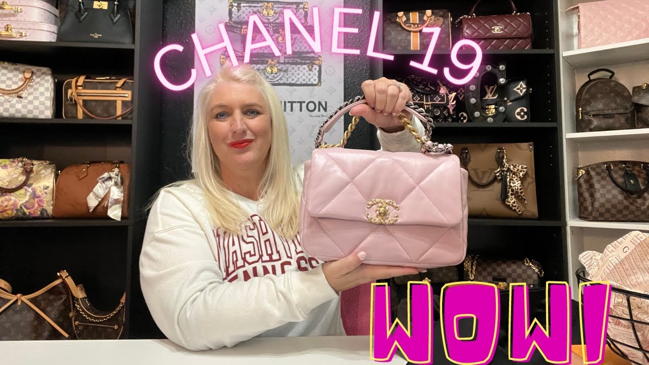 CHANEL 19 FLAP MEDIUM IN LIGHT PINK, UNBOXING! WFIMB! - YouTube