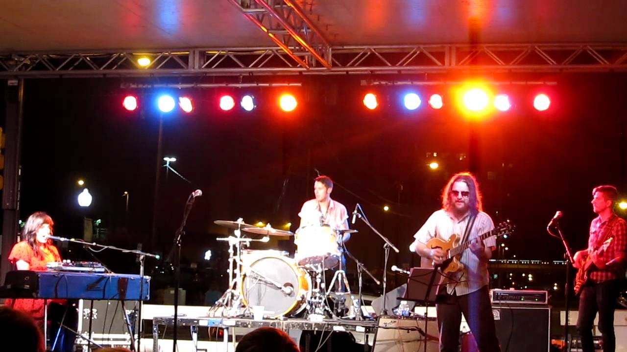 Obejrzyj OK Sweetheart - "Grudge" - Free Tulsa Music Festival 2012 w YouTube Obejrzyj OK Sweetheart - "Grudge" - Free Tulsa Music Festival 2012 w YouTube