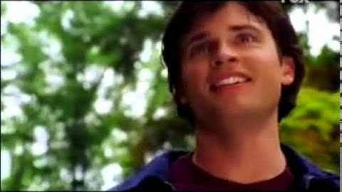 Smallville 7x01 "Bizarro" Español.
