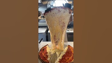 lift biggest pizza slice 🍕