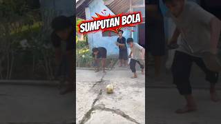 Kalian tau ga permainan sumputan bola #comedy #viral #shorts #wakotu