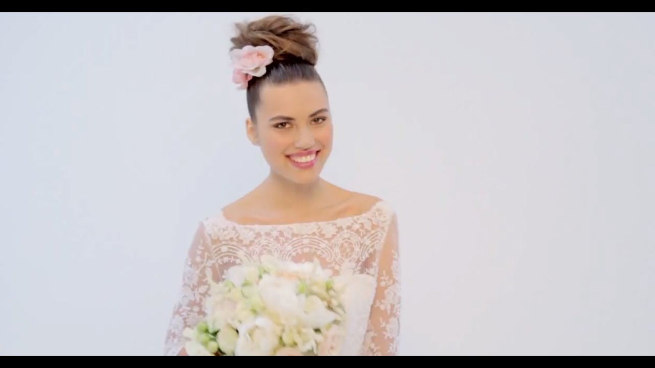 Behind the scenes of Perfect Wedding magazine's October 2014 cover – stunning lace wedding dress