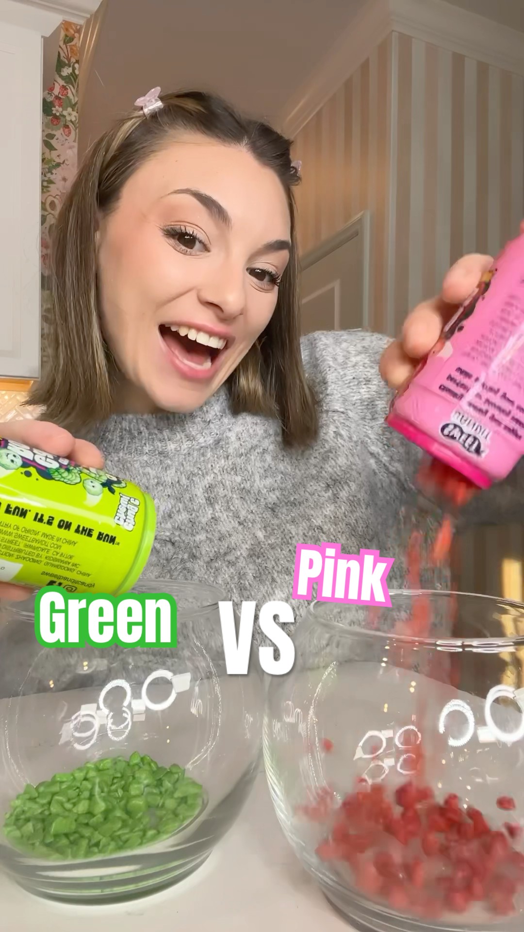 Pink vs green candy bowl challenge! ?? #candy