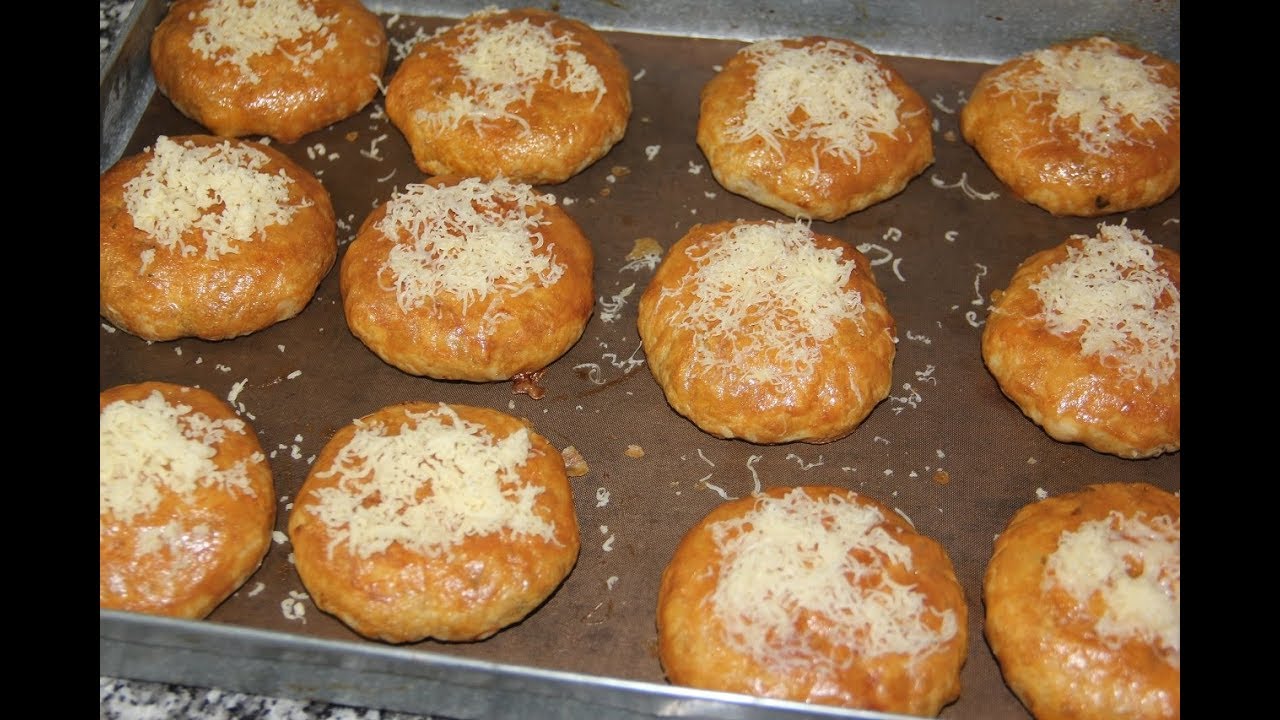 رغايف او مسمن في الفرن مورق و مقرمش كالبسطيلة بحشوة لذيذة