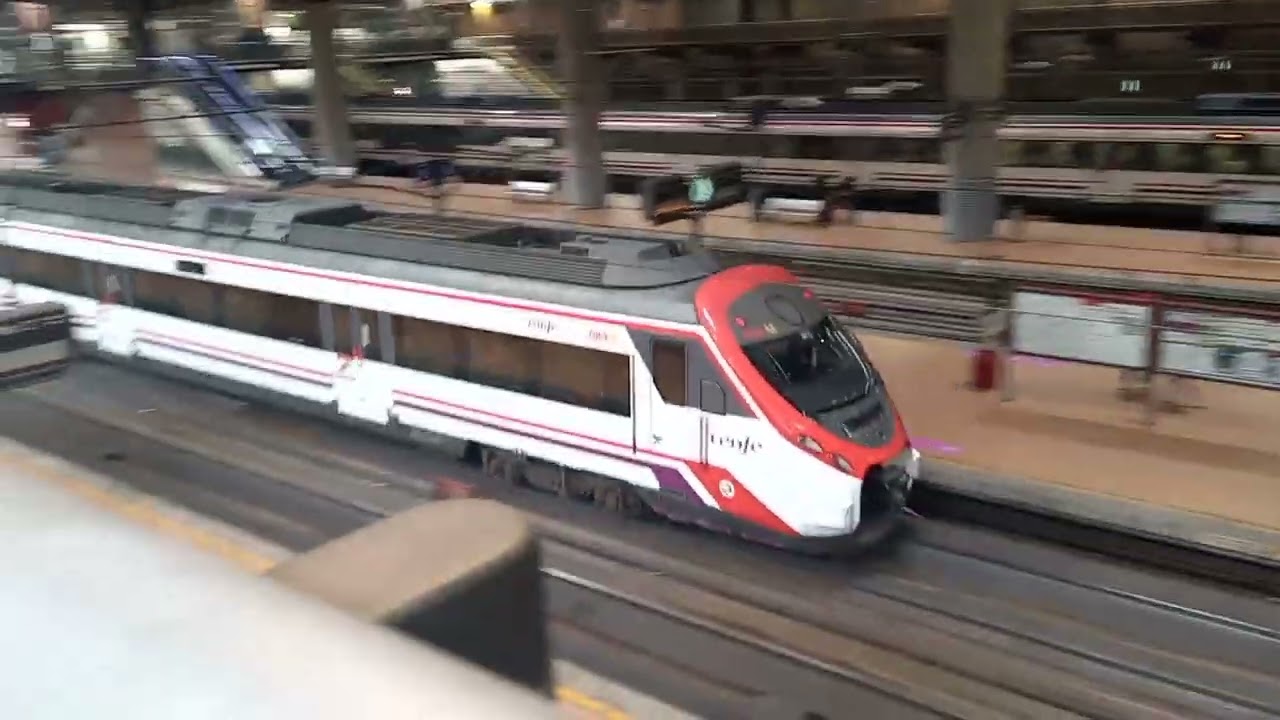 Trenes por Atocha Cercanías (Diciembre 2022)