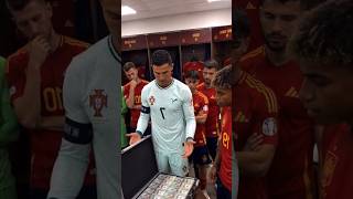ronaldo doing his things before they game vs spain#ai #ia #fotball #cr7 #lamineyamal #viral#worldcup