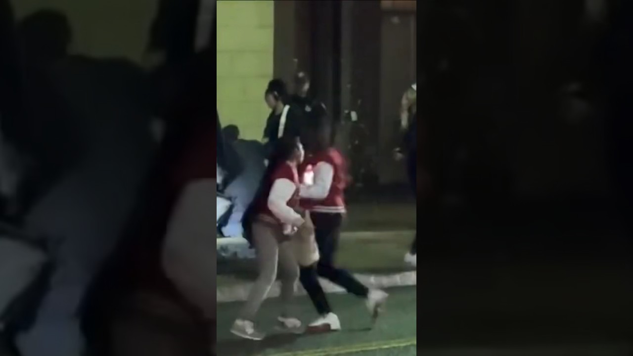 Mall fight ends with teen arrest at Walden Galleria. 