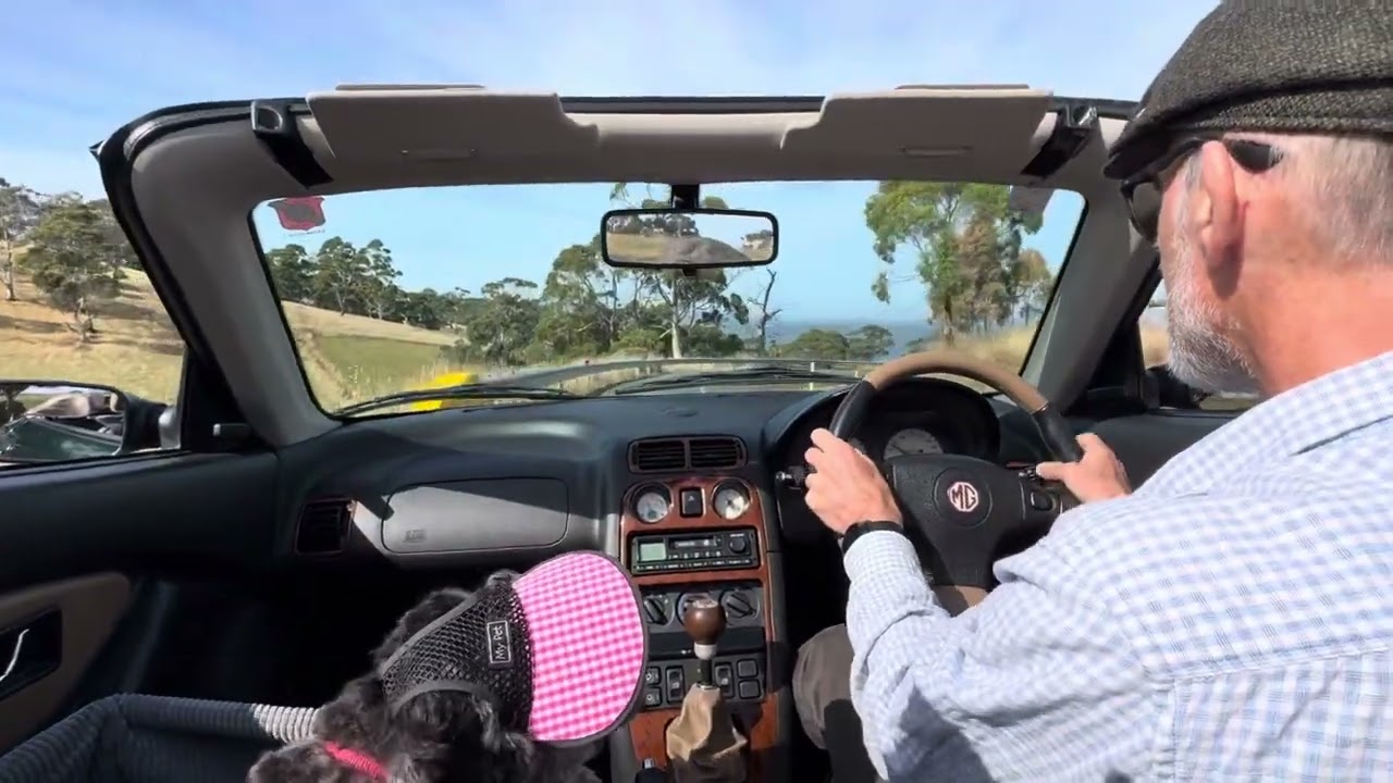 MGF 1998 (Abingdon) Surges Bay to Dover, Tasmania