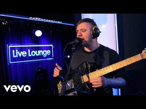 Everything Everything - Heartbeat Song (Kelly Clarkson cover in the Live Lounge)
