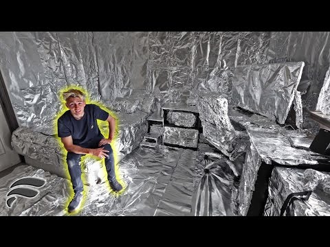 tin-foiling-my-brothers-room-*epic-prank*