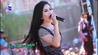 Tenda Biru  - Tita Pramasyta - New KENDEDES  - Rama  Production - Pantai Soge