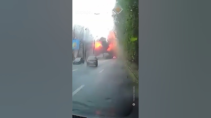 Bombe russe sull'Ucraina: il video dell'esplosione a Dnipro #shorts