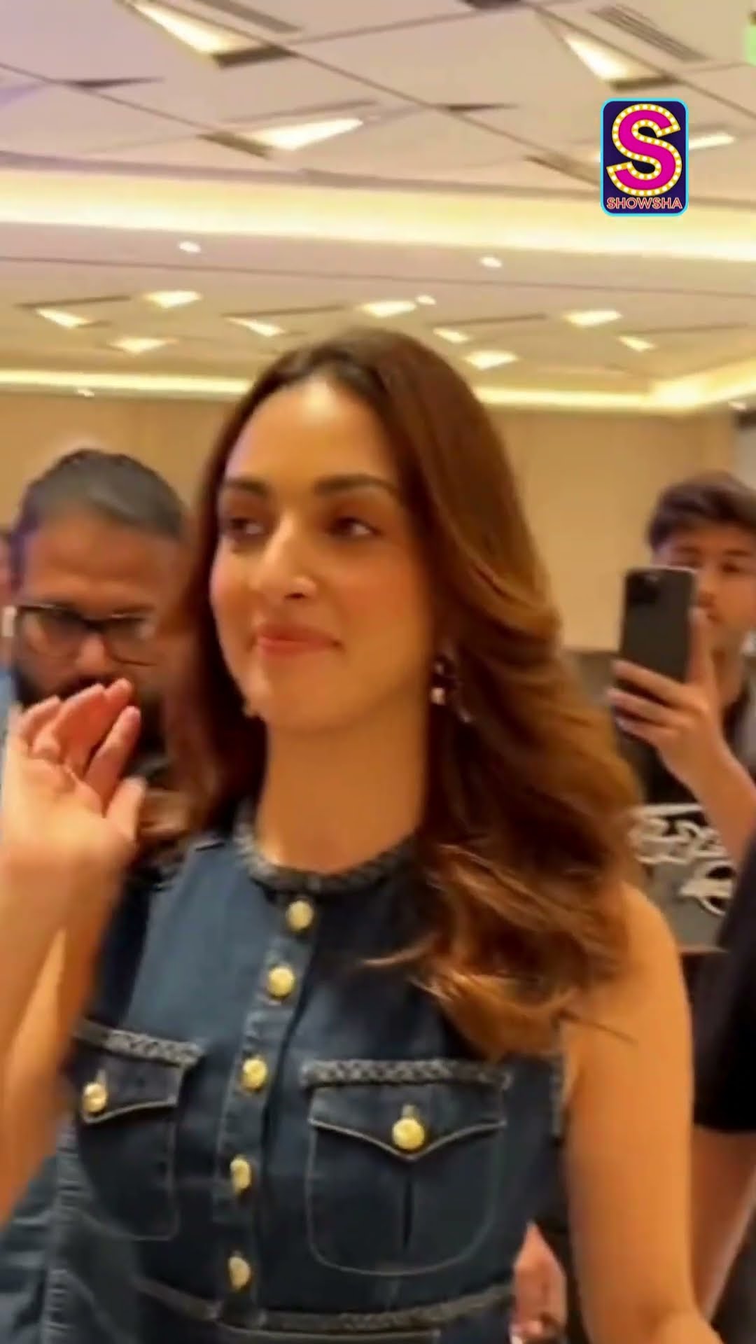 Kiara Advani Can Sport A Denim Dress Like No Bollywood Diva, Watch | Celebrity | Actress | N18S