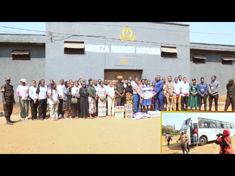 HUU NI UPENDO WANACHUO SUA KAMPASI YA MIZENGO PINDA WAKABIDHI MAHITAJI KWA WAFUNGWA