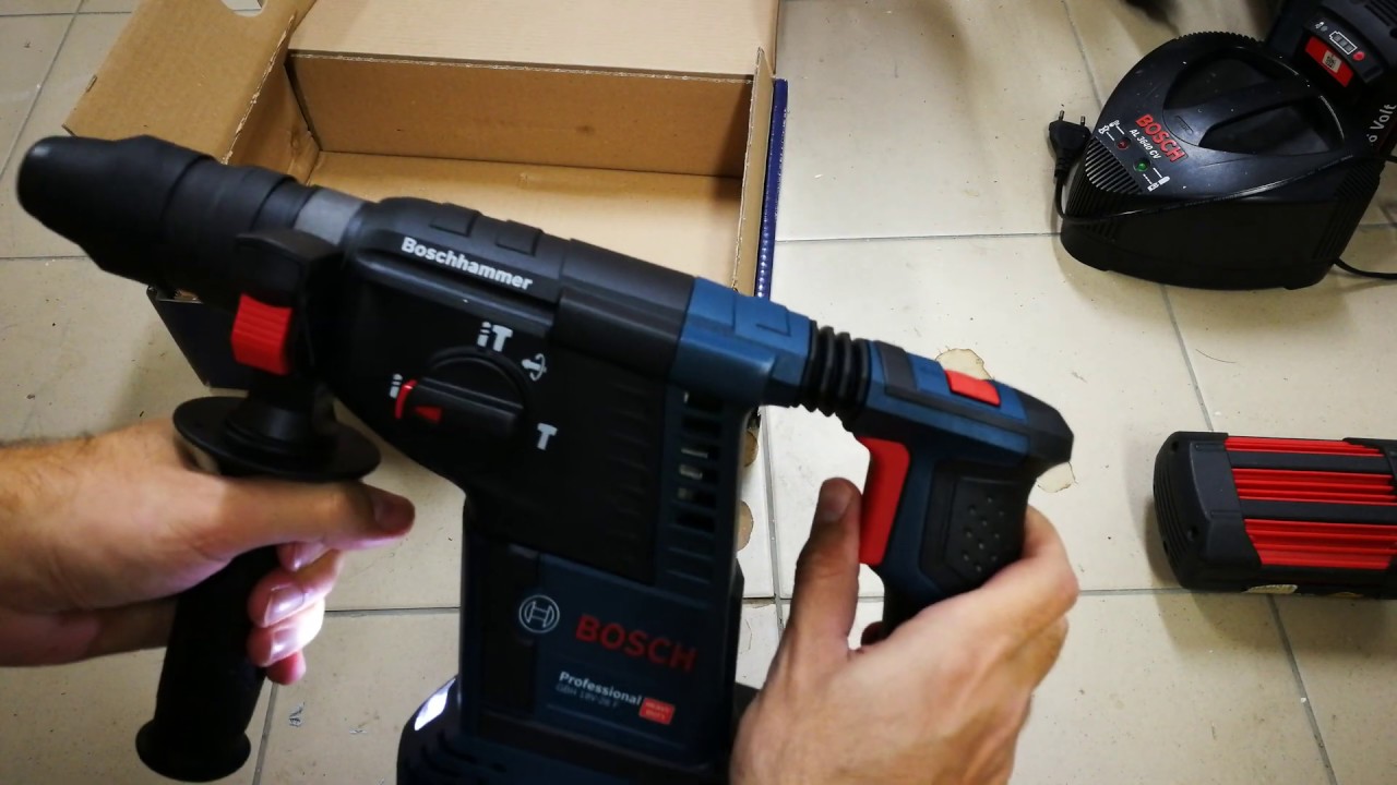 Перфоратор bosch 180. Перфоратор Bosch GBH 18v-26f. Перфоратор Bosch GBH 18v-26. Аккумуляторный перфоратор Bosch 18v 26. Перфоратор аккумуляторный Bosch GBH 18v-26 d.