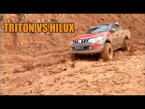 TRITON VS HILUX 4X4 OFF ROAD DOUBLE CAB ON MUDDY ROAD