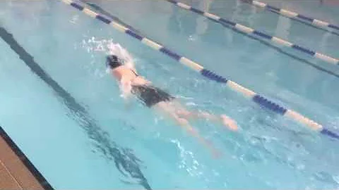 Learn to swim with Claudia: Frontcrawl