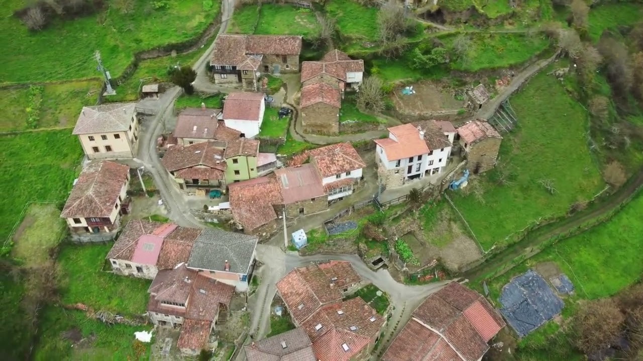 VENDIDA. Bonita casa tradicional asturiana en Quirós.
