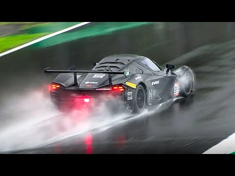 Видео: Race Cars on wet/humid Monza: Traction Control Noises, Powerslides, Mistakes & Pure Sounds!