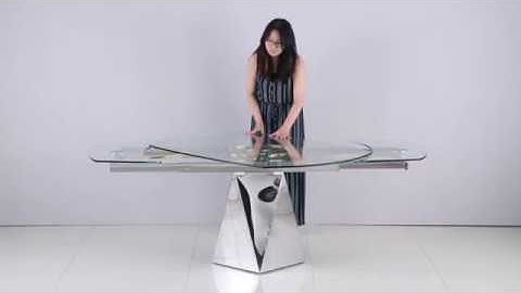 Gloria Dining Table by Chintaly