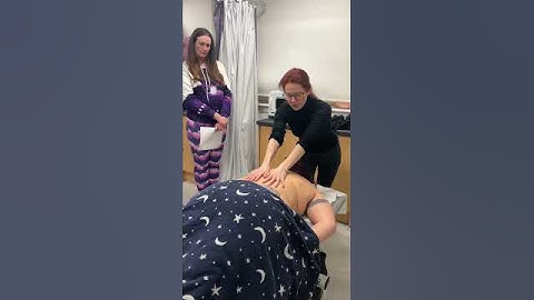 ✨Backwards Effleurage Massage✨ here’s a quick how-to! #effleuragemassage #massagetherapy