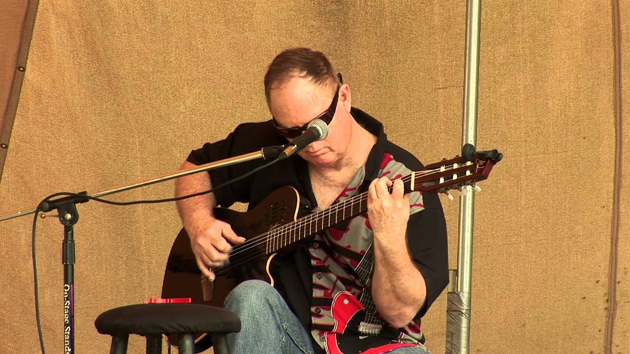 Shawn Foster performs "Malagueña" December 9th, 2012 MUSIC LOVER'S Jam