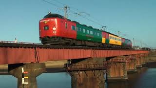 JR九州日豊本線４８５系特急にちりん。８１３系普通列車の動画です