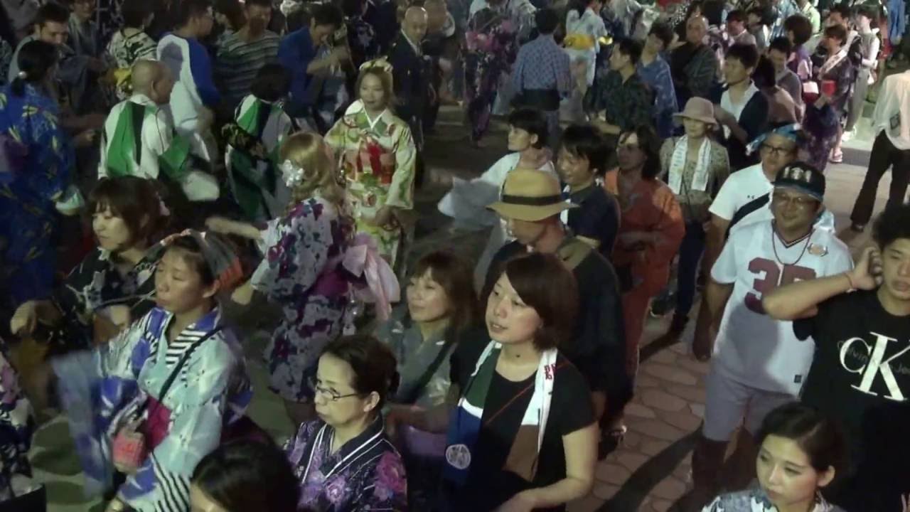 18年お盆休み 岐阜県郡上八幡の 徹夜おどり で楽しむ日本の夏 Voyage
