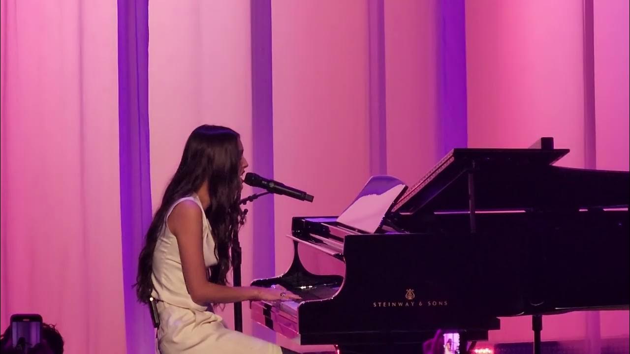 Olivia Rodrigo- Traitor, live at The Theater at Ace Hotel Olivia Rodrigo- Traitor, live at The Theater at Ace Hotel