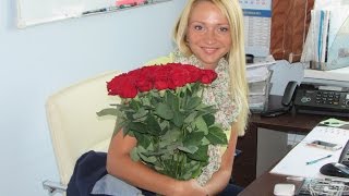 Пример букета «Компилимент» от Arenaflowers.by видео Купить букет роз Киев в магазине цветов Лепестки, Доставка розы, Заказать розу