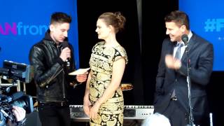 Famous Emily Deschanel & David Boreanaz of 'Bones' @ Fox Fan Upfront Event '13 Wealth