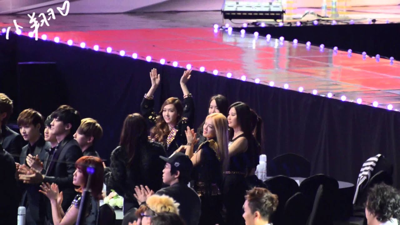 [FanCam] 140212 GaonKpop SNSD Off stage (Hyoyeon,Sunny,Jessica,Tiffany,Seohyun,Yoona)